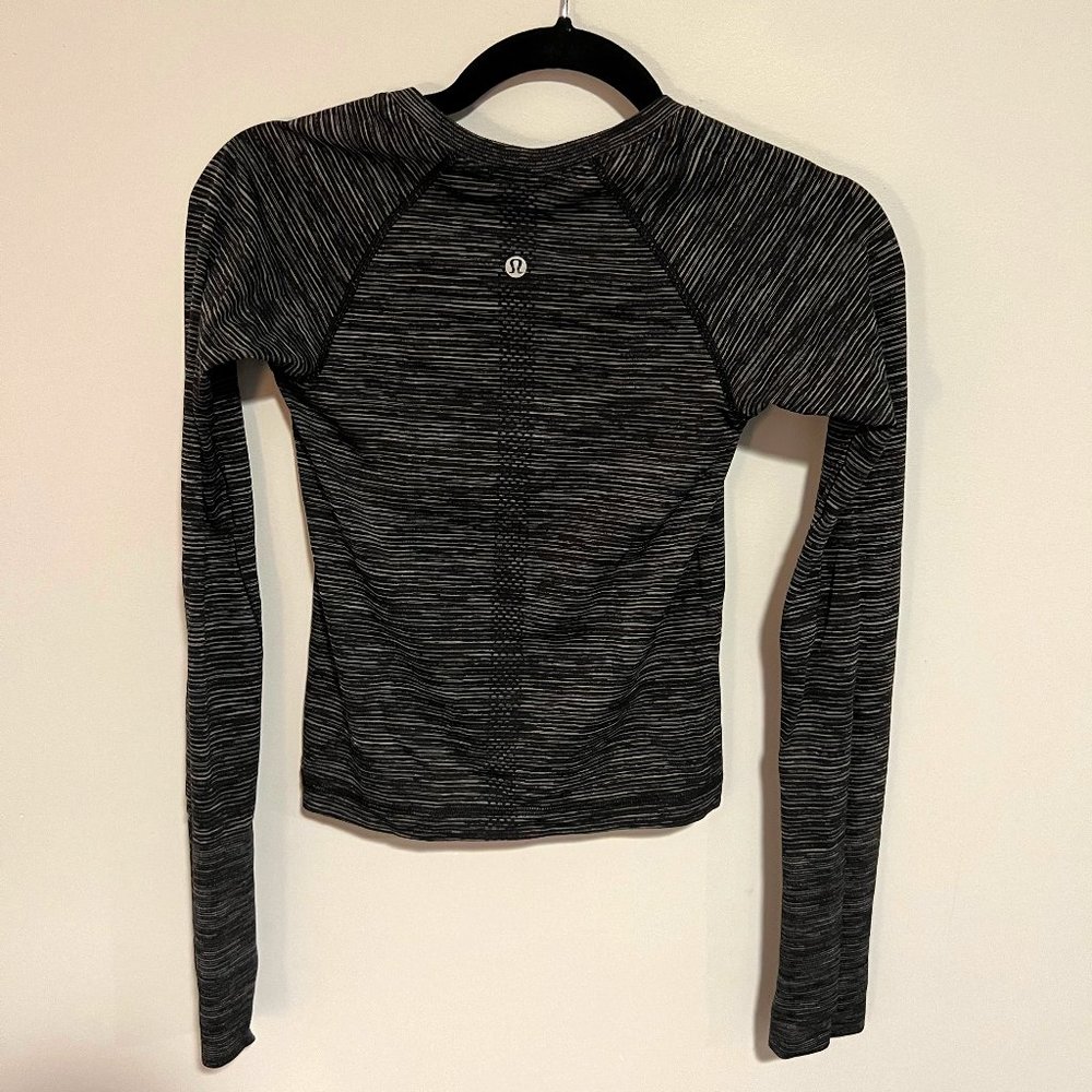 Lululemon Swiftly Tech Long-Sleeve Shirt Heathered Grey/Black Size 4